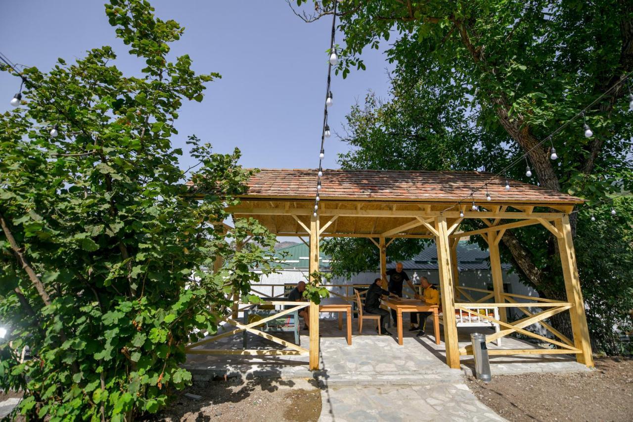 Madin Eco Hotel Debed Экстерьер фото