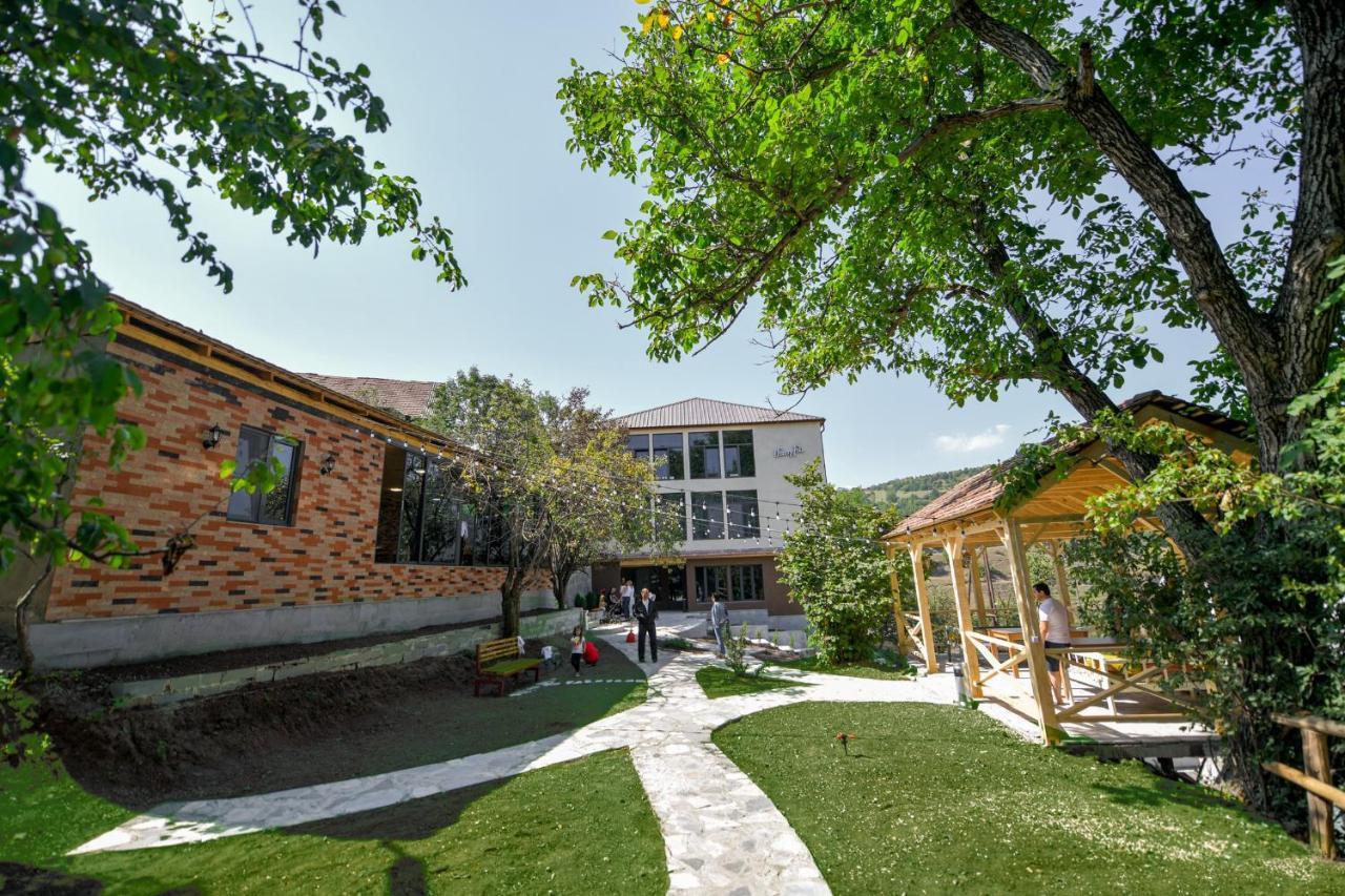Madin Eco Hotel Debed Экстерьер фото