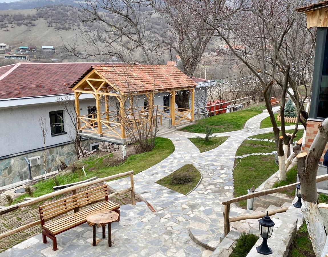 Madin Eco Hotel Debed Экстерьер фото